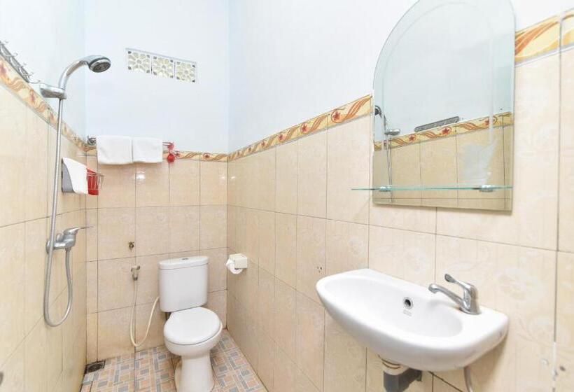 חדר סטנדרט, Reddoorz Plus @ Singaraja