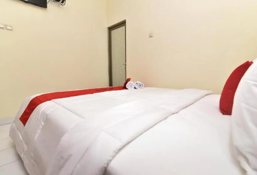 スタンダードルーム, Reddoorz Plus @ Singaraja