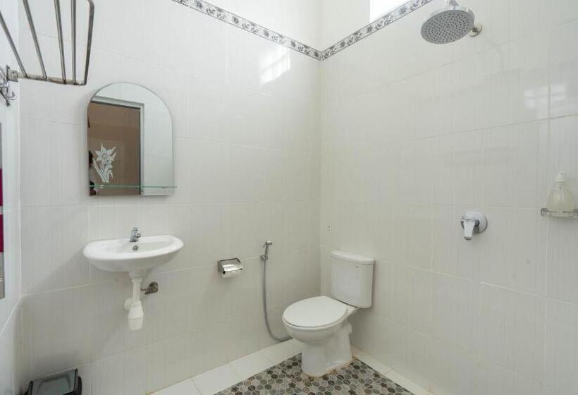 חדר דלוקס, Reddoorz Plus @ Singaraja