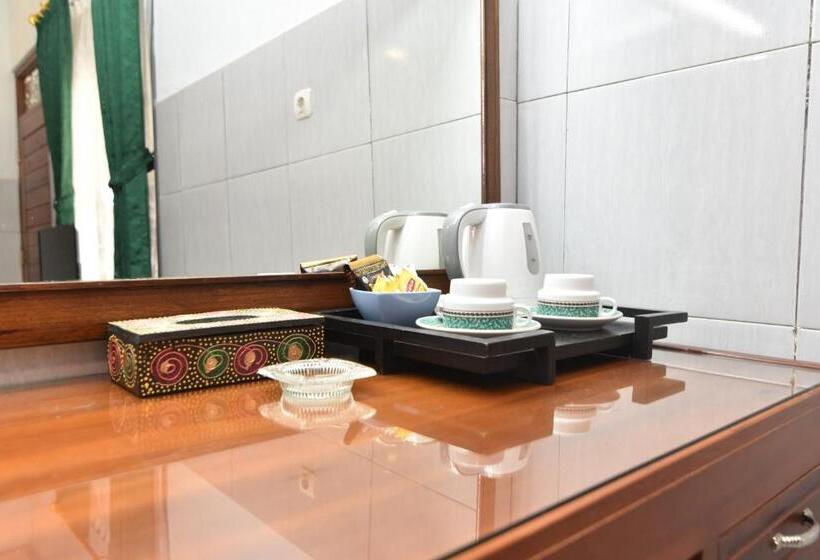 غرفة سوبيريور, Reddoorz Plus @ Singaraja