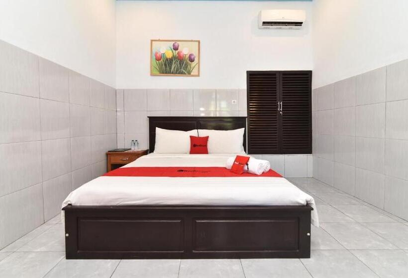 חדר סופריור, Reddoorz Plus @ Singaraja