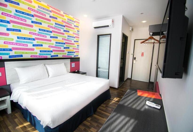 프리미엄 4인룸, Indra Hotel Boutique Suites