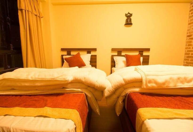 اتاق استاندارد با چشمانداز شهر, Layaku Durbar