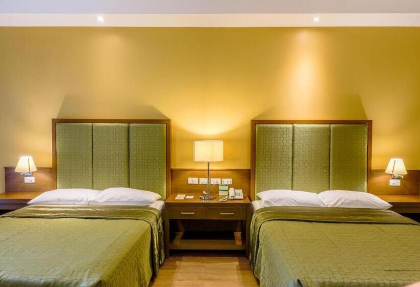 اتاق لوکس با بالکن, Mansion Garden