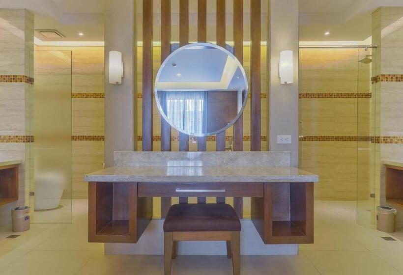 سوئیت با وان آب گرم, Mansion Garden