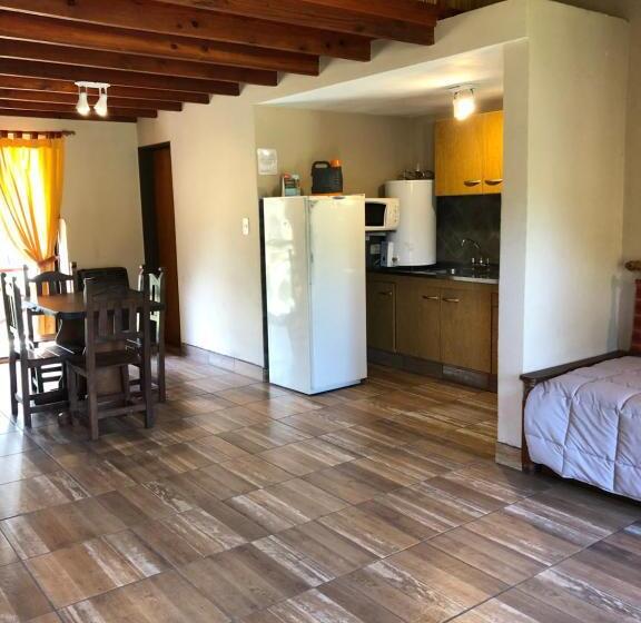 شقة غرفة واحدة, Aires Del Delta