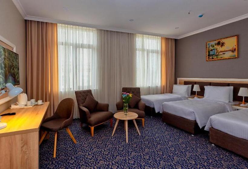 اتاق سوپریور با چشم‌انداز شهر, Golden City Hotel Baku