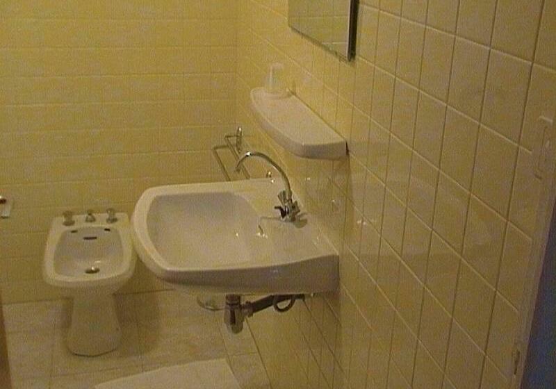 スタンダードルーム, La Châtaigneraie