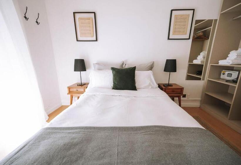 اتاق استاندارد با سرویس بهداشتی مشترک, House Sao Bento