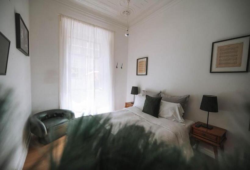 اتاق استاندارد با سرویس بهداشتی مشترک, House Sao Bento