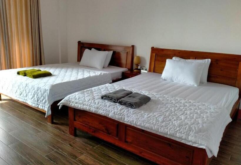 اتاق استاندارد چهارنفره با بالکن, Kim Lien Phu Quoc Guesthouse