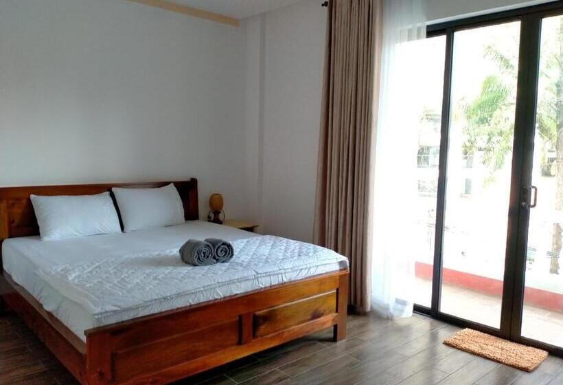 اتاق استاندارد چهارنفره با بالکن, Kim Lien Phu Quoc Guesthouse