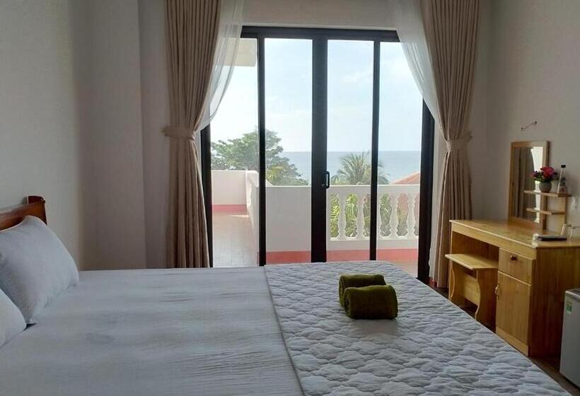 اتاق لوکس با بالکن و چشمانداز دریا, Kim Lien Phu Quoc Guesthouse