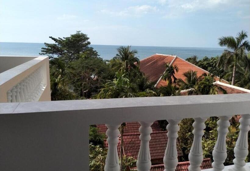اتاق لوکس با بالکن و چشمانداز دریا, Kim Lien Phu Quoc Guesthouse