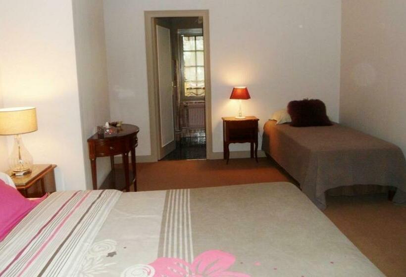 غرفة عائلية, Domaine De La Héllière