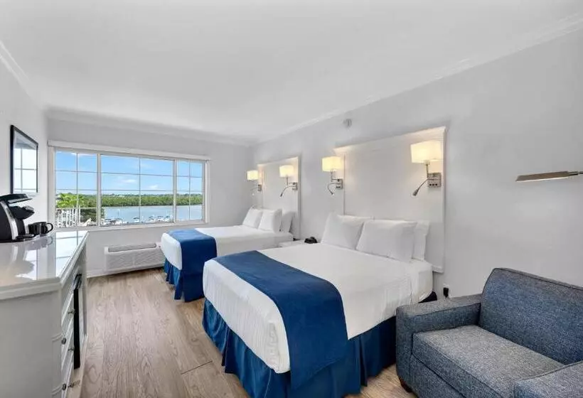 اتاق استاندارد با چشم‌انداز, Bayfront Inn 5th Avenue