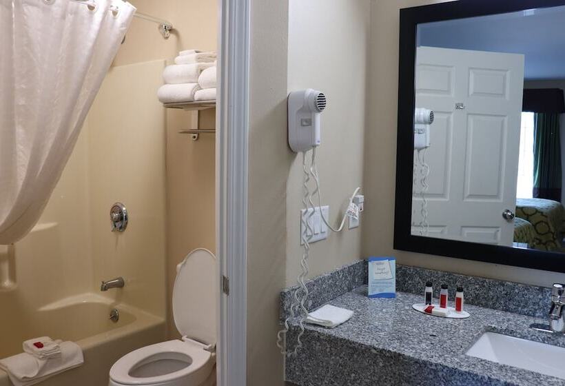 غرفه قياسيه سريرين مزدوجين, Baymont By Wyndham Florence/muscle Shoals