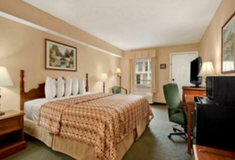 带大床的标准间, Baymont By Wyndham Tuscaloosa