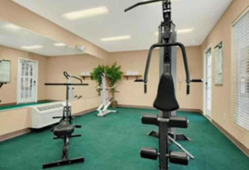 适合残疾人使用的标准间, Baymont By Wyndham Tuscaloosa