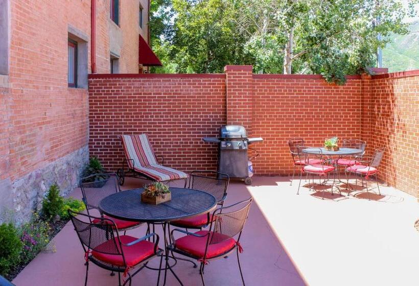 标准工作室, Jarvis #301