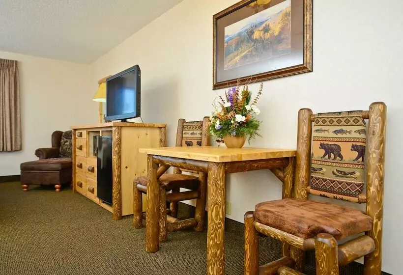 اتاق لوکس با تخت بزرگ, Kelly Inn West Yellowstone