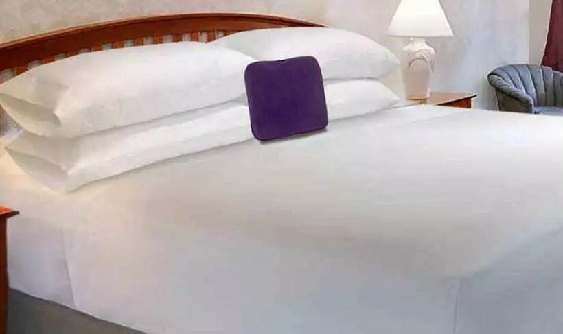 ２ダブルベッドのスタンダードルーム, Knights Inn Rossford