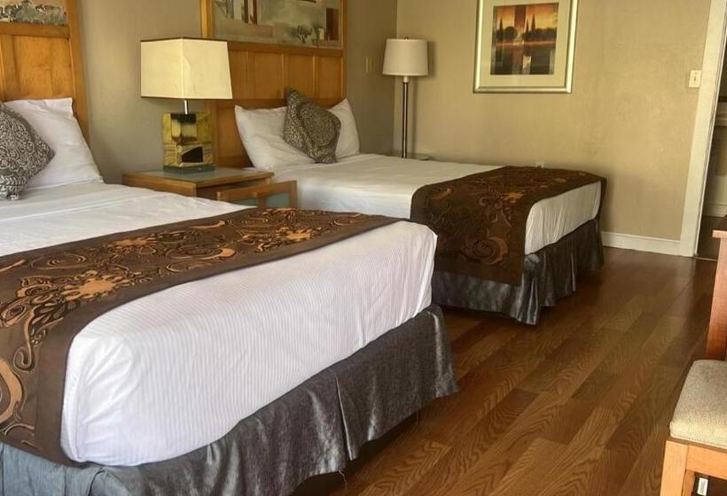 이코노미 룸, Liberty Inn