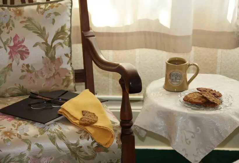スタンダードルーム, The Jabberwock Bed & Breakfast