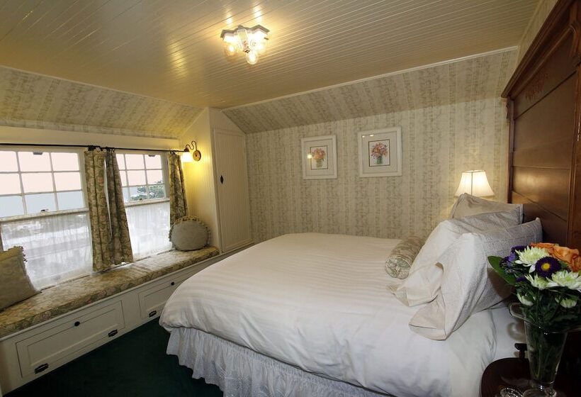 Номер Стандарт, The Jabberwock Bed & Breakfast