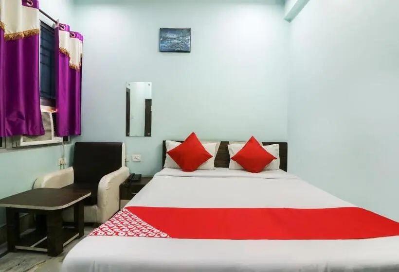 اتاق کلاسیک سه تخته, Flagship Hotel Neelkanth