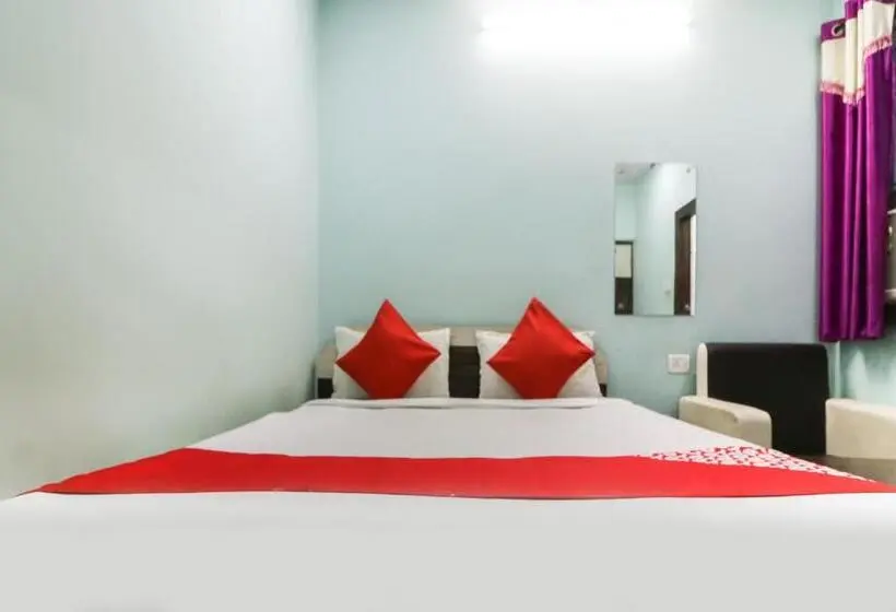 اتاق کلاسیک سه تخته, Flagship Hotel Neelkanth