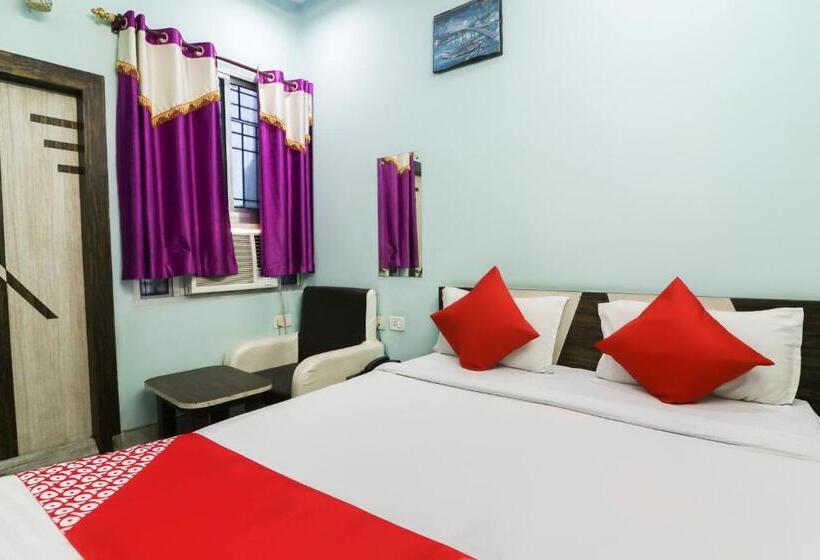 غرفة كلاسيكية ثلاثية, Flagship Hotel Neelkanth