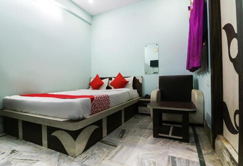Трехместный Номер Классика, Flagship Hotel Neelkanth