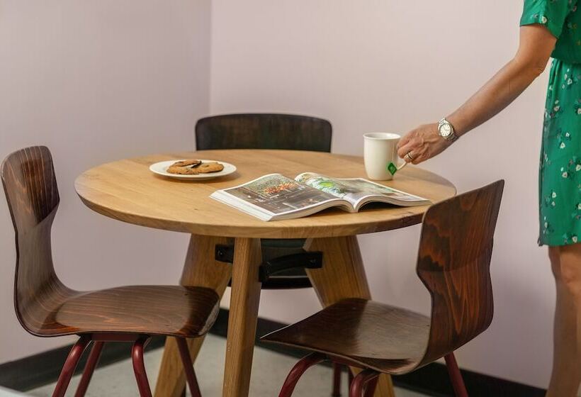 استودیوی استاندارد, Eklo Bordeaux Centre Bastide