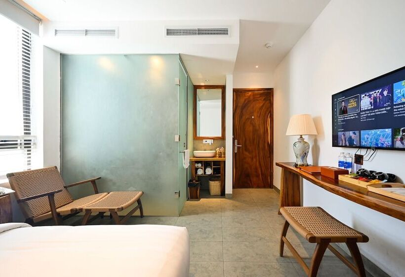 اتاق لوکس, Sky Gem Central