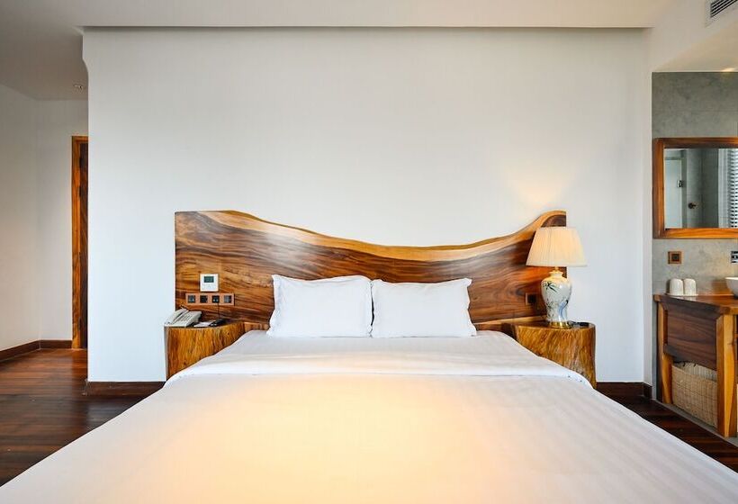 اتاق استاندارد, Sky Gem Central