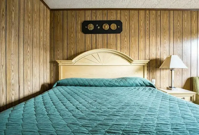 キングサイズベッドのスタンダードルーム, Holly Springs Ms By Oyo Rooms