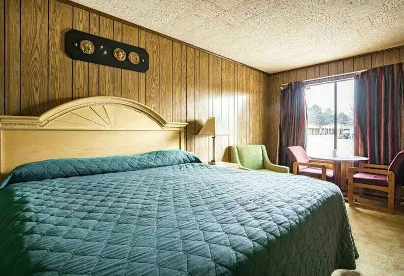 キングサイズベッドのスタンダードルーム, Holly Springs Ms By Oyo Rooms