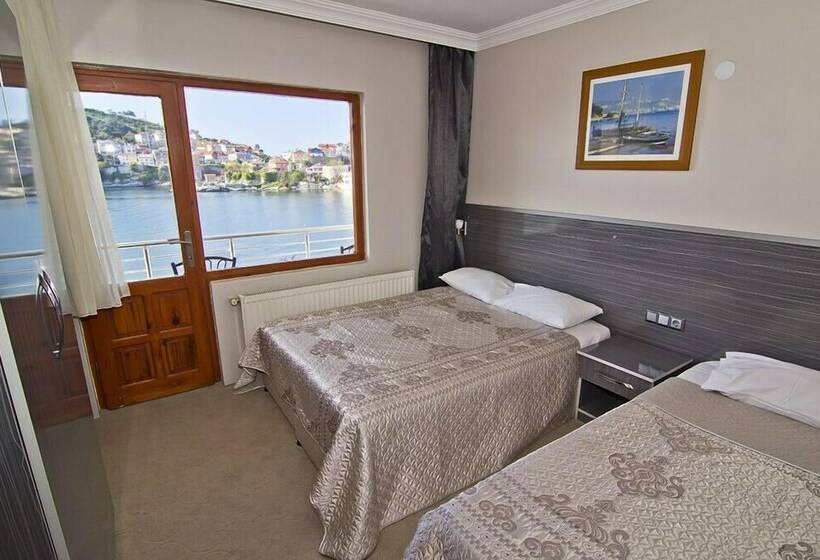 Triple Room Sea View, Ozgun Otel