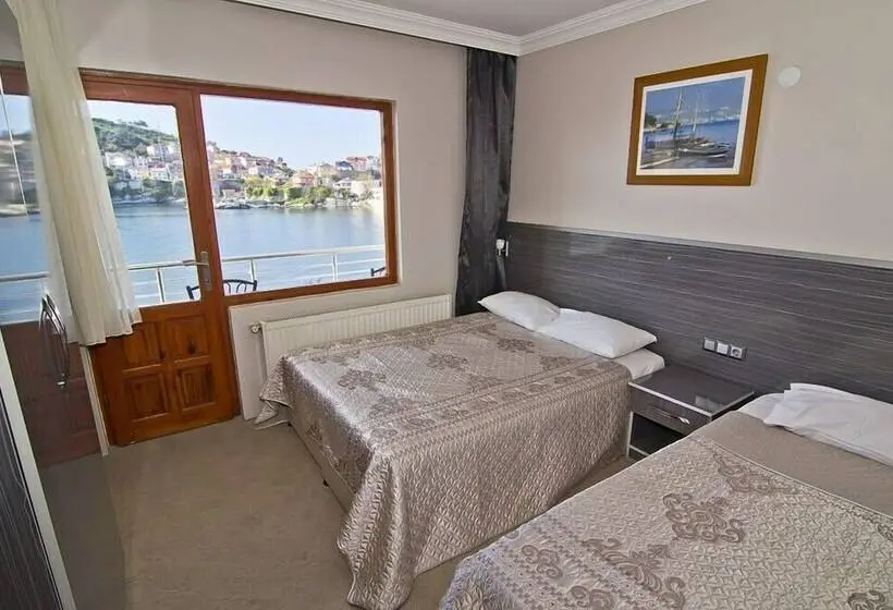 Triple Room Sea View, Ozgun Otel