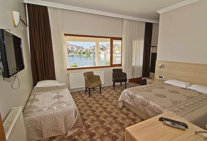 Triple Room Sea View, Ozgun Otel