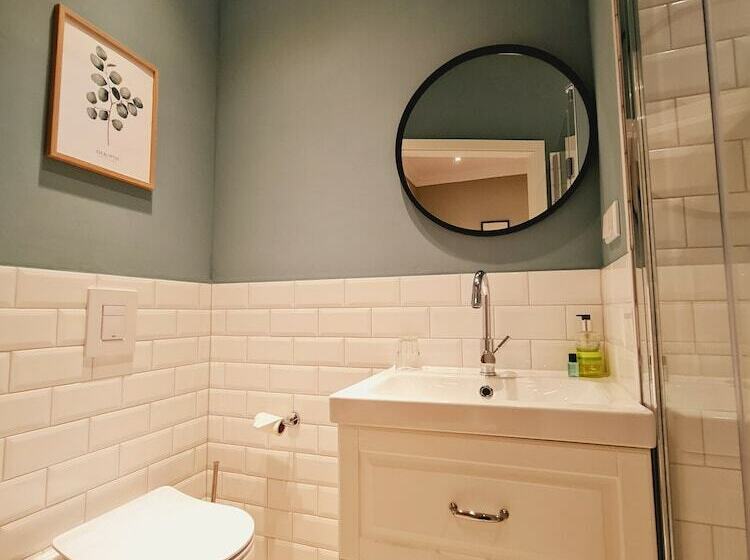 غرفة سوبيريور, Das Friedrich