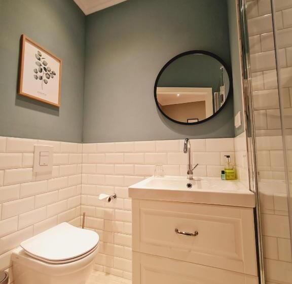 غرفة سوبيريور, Das Friedrich