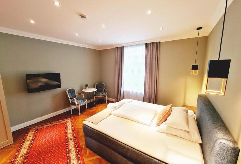 غرفة ديلوكس, Das Friedrich