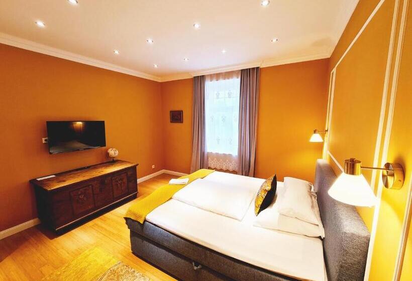 غرفة ديلوكس, Das Friedrich