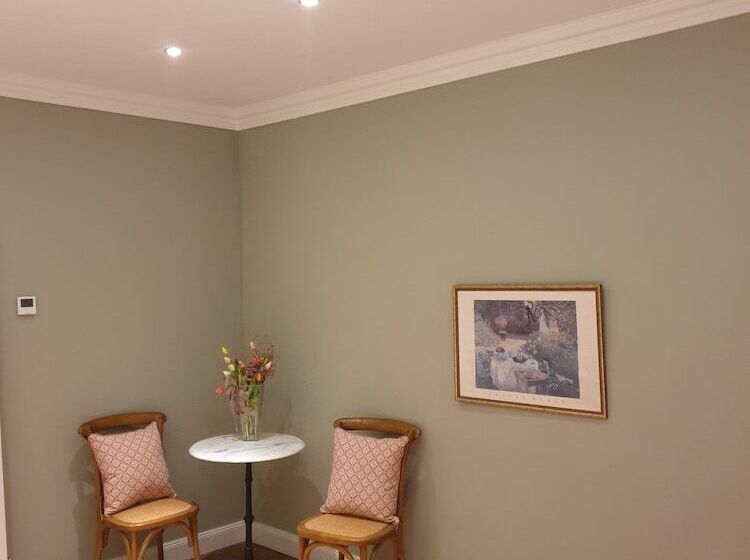 غرفة سوبيريور, Das Friedrich