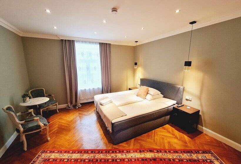 غرفة ديلوكس, Das Friedrich