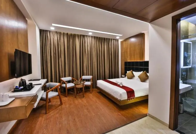 Sviitti, The Royal Grand