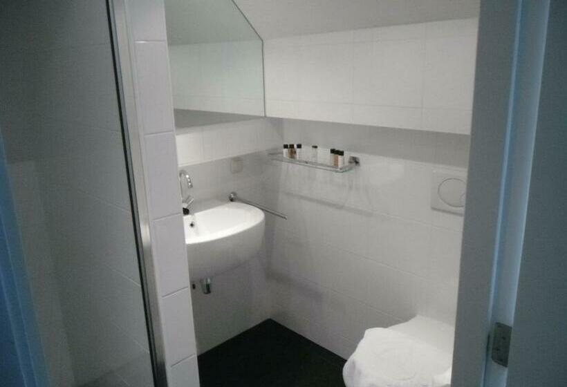 غرفة ديلوكس, T Veerhuys