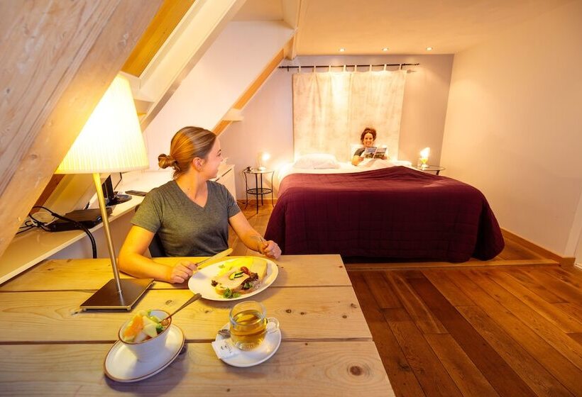 غرفة ديلوكس, T Veerhuys